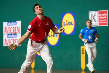 Fotos del partido del Campeonato de Parejas entre Etxeberria-Rezusta y Larrazabal-Mariezkurrena