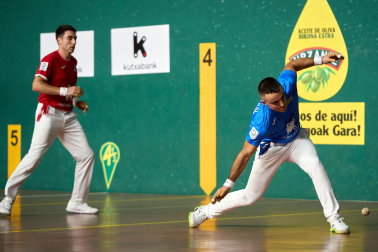 Fotos del partido del Campeonato de Parejas entre Etxeberria-Rezusta y Larrazabal-Mariezkurrena