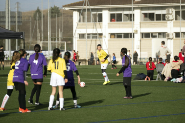 Imágenes de los partidos de la cuarta jornada del Torneo Interescolar 2025 disputados este sábado, 27 de diciembre