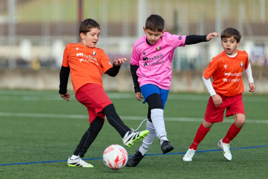 Imágenes de los partidos de la cuarta jornada del Torneo Interescolar 2025 disputados este sábado, 27 de diciembre