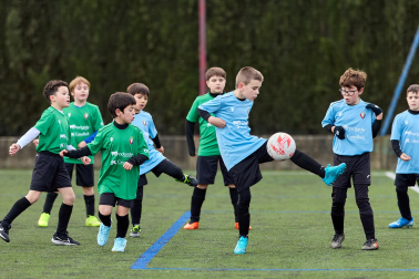 Imágenes de los partidos de la cuarta jornada del Torneo Interescolar 2025 disputados este sábado, 27 de diciembre
