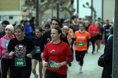 Participantes en la I Carrera de los Inocentes en Ayegui celebrada este domingo,  28 de diciembre