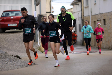 Participantes en la I Carrera de los Inocentes en Ayegui celebrada este domingo,  28 de diciembre