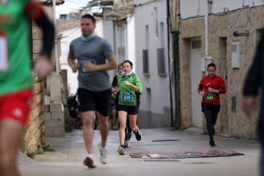 Participantes en la I Carrera de los Inocentes en Ayegui celebrada este domingo,  28 de diciembre