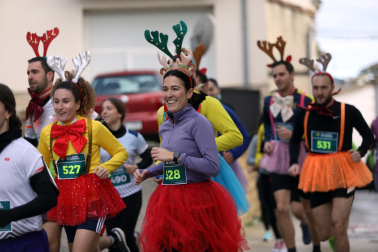 Participantes en la I Carrera de los Inocentes en Ayegui celebrada este domingo,  28 de diciembre