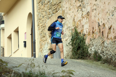 Participantes en la I Carrera de los Inocentes en Ayegui celebrada este domingo,  28 de diciembre
