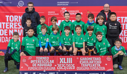 CALASANZ ESCOLAPIOS. El equipo lo integran Javier Alfaro, Pablo Pérez, Ian Santesteban, Oier Gil, Luis Baraibar, Diego Muñoz, Mikel Gil, Ibai San Miguel, Iker Aguirre, Martín González, Danel Gil, Dan Zeus, Mateo Asier, Iker Nicolás, Xabier Albéniz, Aitor Mendizábal, Carlos Adrián y Fermín Goñi.