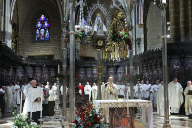 Misa de clausura del año santo jubilar en la catedral de Pamplona.