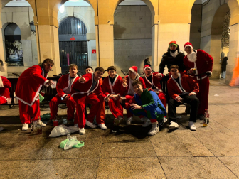 Foto de los disfraces de Nochevieja 2025 en Pamplona.