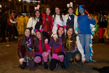 Fotos de los disfraces de Nochevieja 2025 en Pamplona.