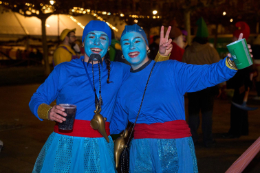 Fotos de los disfraces de Nochevieja 2025 en Pamplona.