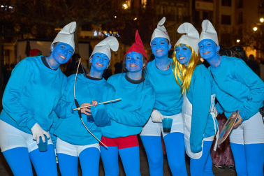 Fotos de los disfraces de Nochevieja 2025 en Pamplona.