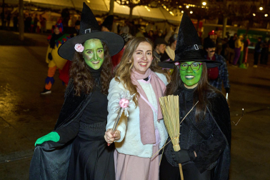 Fotos de los disfraces de Nochevieja 2025 en Pamplona.