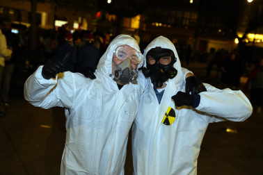 Fotos de los disfraces de Nochevieja 2025 en Pamplona.