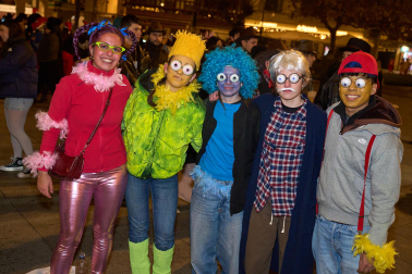 Fotos de los disfraces de Nochevieja 2025 en Pamplona.