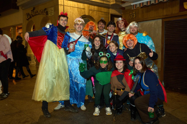 Fotos de los disfraces de Nochevieja 2025 en Pamplona.