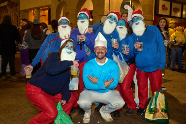 Fotos de los disfraces de Nochevieja 2025 en Pamplona.