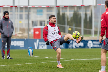 Fotos del primer entrenamiento del año de Osasuna en Tajonar.