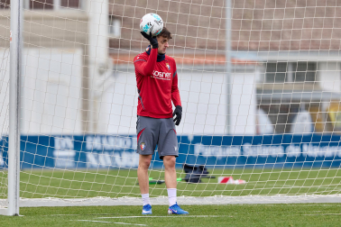 Fotos del primer entrenamiento del año de Osasuna en Tajonar.