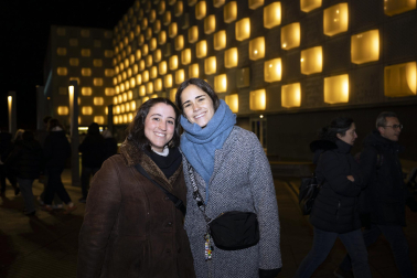 *A: Irati Aizpurua San Román *F: 03-01-26 *T: Ambiente previo al concierto de Amaia. *L: Navarra Arena, Pamplona.