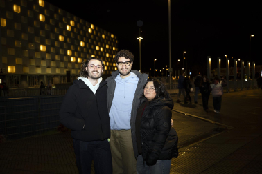 *A: Irati Aizpurua San Román *F: 03-01-26 *T: Ambiente previo al concierto de Amaia. *L: Navarra Arena, Pamplona.