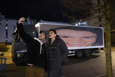 *A: Irati Aizpurua San Román *F: 03-01-26 *T: Ambiente previo al concierto de Amaia. *L: Navarra Arena, Pamplona.