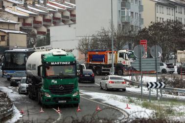 Fotos del temporal de nieve en la A-15 y la A-10