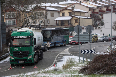 Fotos del temporal de nieve en la A-15 y la A-10