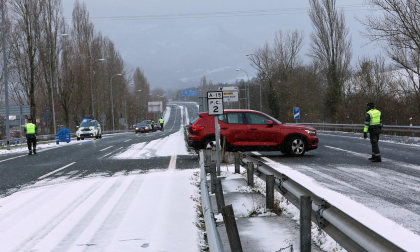 Fotos del temporal de nieve en la A-15 y la A-10
