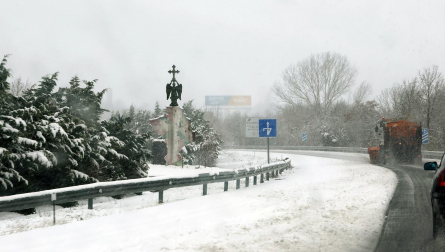 Fotos del temporal de nieve en la A-15 y la A-10