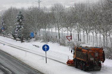 Fotos del temporal de nieve en la A-15 y la A-10