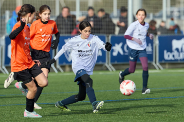 Partidos de las finales de consolación, mixta y femenina del Torneo Interescolar de Tajonar 2025 con la entrega de trofeos y premios