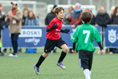 Partidos de las finales de consolación, mixta y femenina del Torneo Interescolar de Tajonar 2025 con la entrega de trofeos y premios
