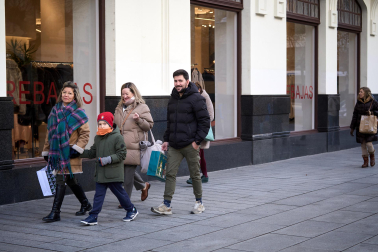 Comienzo de las rebajas de enero en Pamplona