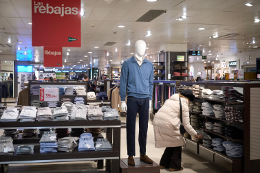 Comienzo de las rebajas de enero en Pamplona