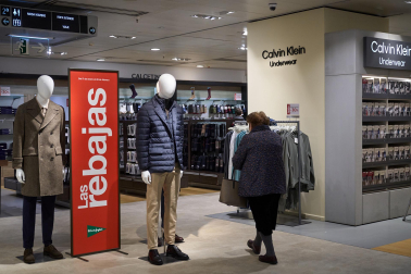 Comienzo de las rebajas de enero en Pamplona