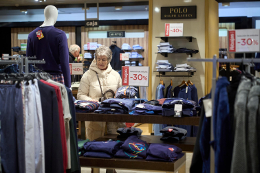 Comienzo de las rebajas de enero en Pamplona