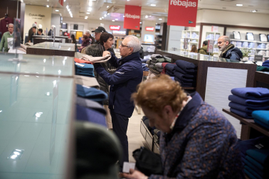 Comienzo de las rebajas de enero en Pamplona