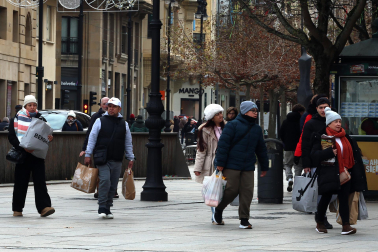 Comienzo de las rebajas de enero en Pamplona