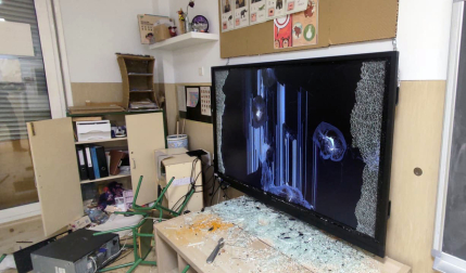 destrozos en el colegio público de Buztintxuri.