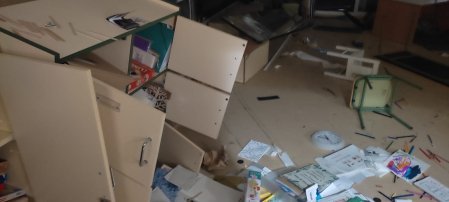 destrozos en el colegio público de Buztintxuri.