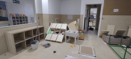 destrozos en el colegio público de Buztintxuri.