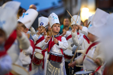 Fotos de San Saastin en Lakuntza, inicio de las fiestas de San Sebastián con tamborrada en la localidad