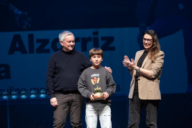 El Teatro Gaztambide de Tudela acogió este domingo, 25 de enero, la Fotos de la entrega de Distinciones Deportivas en Tudela
