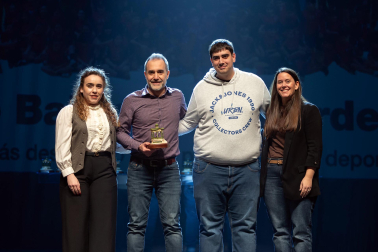 El Teatro Gaztambide de Tudela acogió este domingo, 25 de enero, la Fotos de la entrega de Distinciones Deportivas en Tudela