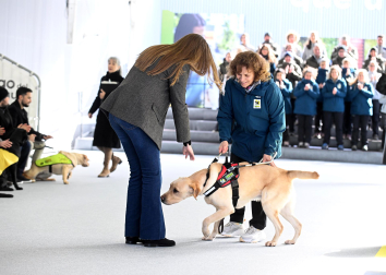 Fotos de la visita de la infanta Sofía al centro de perros guía de la Fundación ONCE
