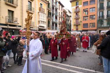 Fotos del tradicional mercadillo de San Blas en Pamplona