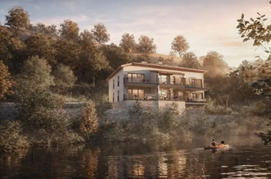 La casa, enclavada en plena naturaleza a orillas del Arga