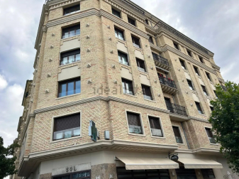 Fachada rehabilitada del Edificio Sol