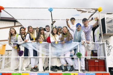Desfile de carrozas en los Carnavales de Santesteban